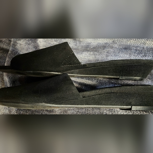 WOMANS APT.9 BLACK SLIP ON SIZE 9M - Picture 2 of 6